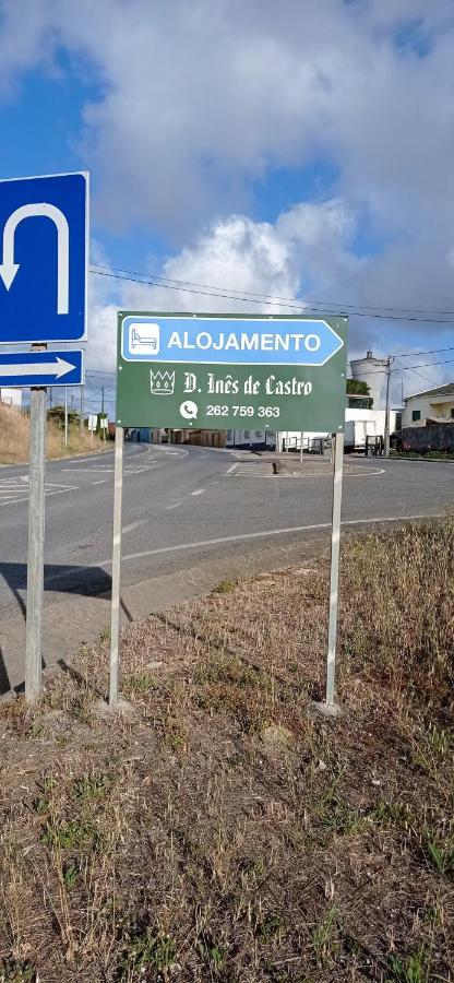 Alojamento Dona Ines De Castro Atouguia Da Baleia Exteriör bild