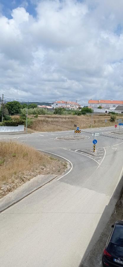 Alojamento Dona Ines De Castro Atouguia Da Baleia Exteriör bild
